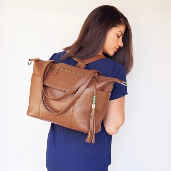 Lily Jade Women’s Madeline Convertible Leather Pebble Diaper Bag Backpack - Picture 2 of 16